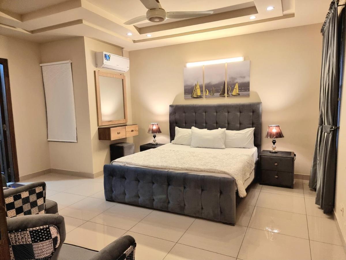 The Millenial Apartments & Suites Bahria Town 拉瓦尔品第 外观 照片