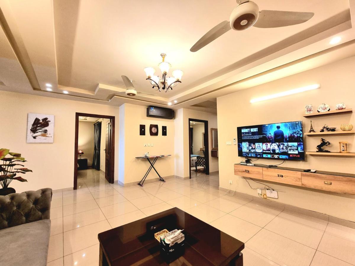 The Millenial Apartments & Suites Bahria Town 拉瓦尔品第 外观 照片