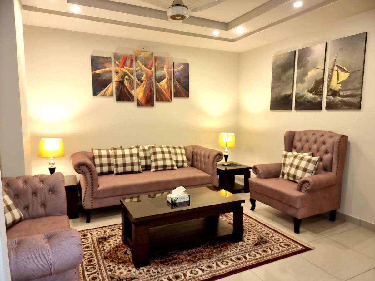The Millenial Apartments & Suites Bahria Town 拉瓦尔品第 外观 照片