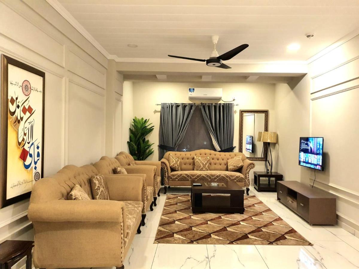 The Millenial Apartments & Suites Bahria Town 拉瓦尔品第 外观 照片