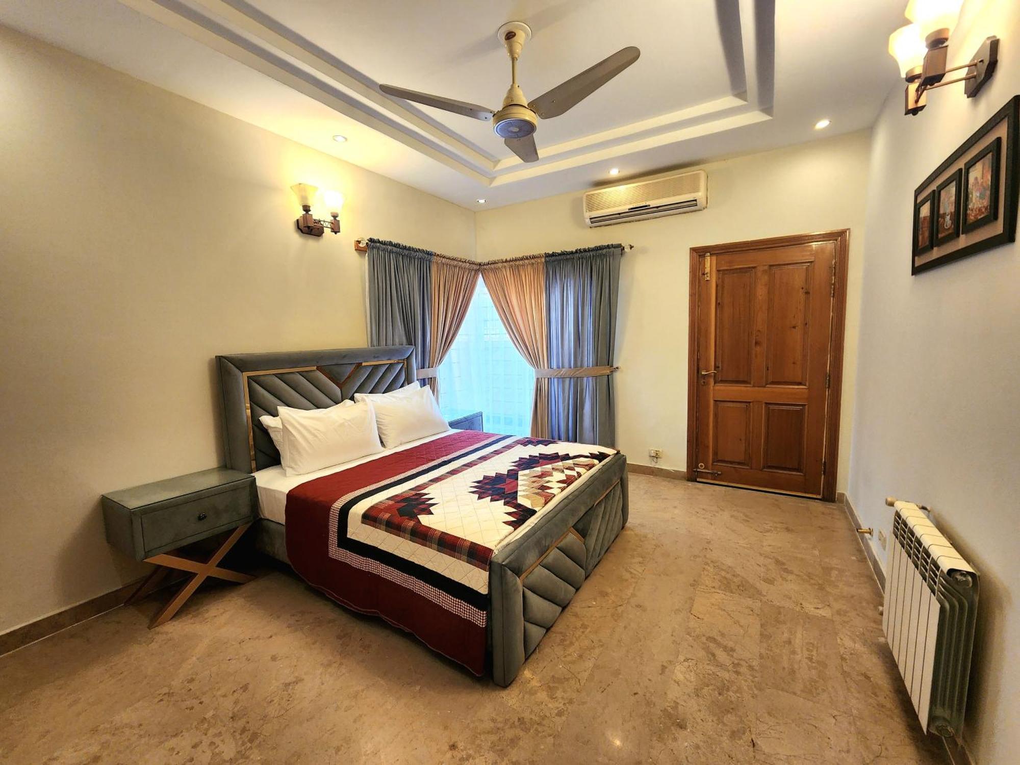 The Millenial Apartments & Suites Bahria Town 拉瓦尔品第 客房 照片