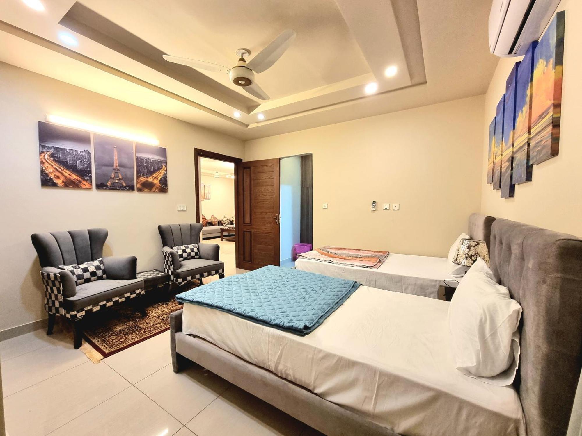 The Millenial Apartments & Suites Bahria Town 拉瓦尔品第 外观 照片