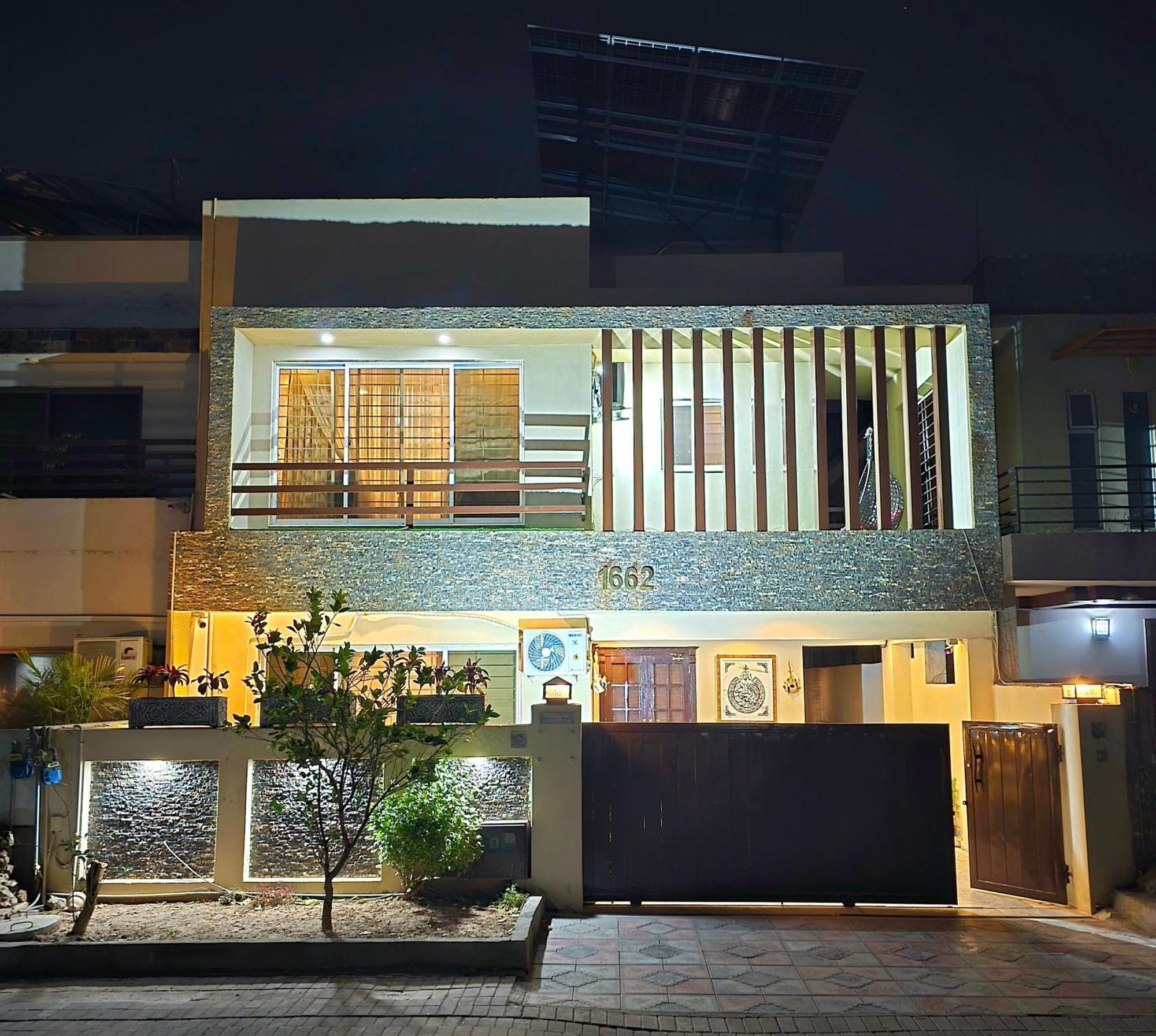 The Millenial Apartments & Suites Bahria Town 拉瓦尔品第 客房 照片